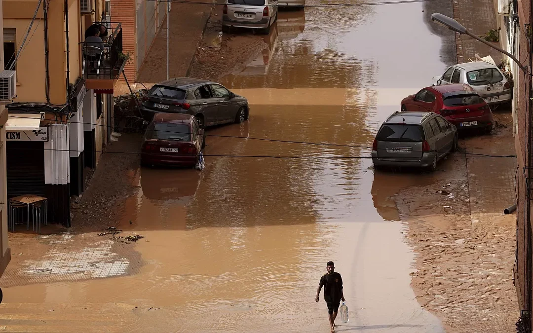 ¿Eres farmacéutico y quieres ayudar tras la DANA en Valencia?